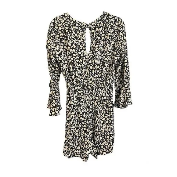 Who What Wear Women's Floral V-Neck 3/4 Sleeve Romper Black XS Casual Stylish - Picture 6 of 9